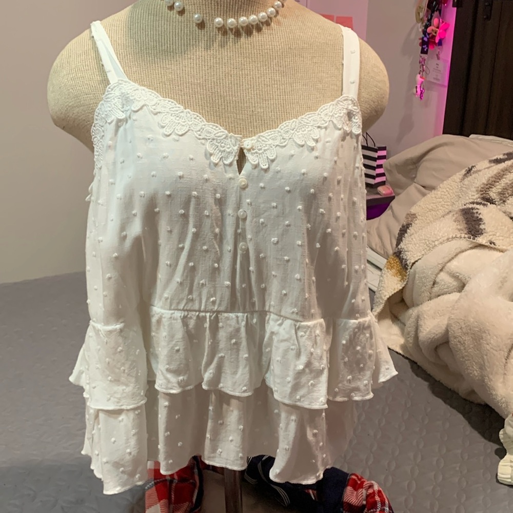 White tank top, size L